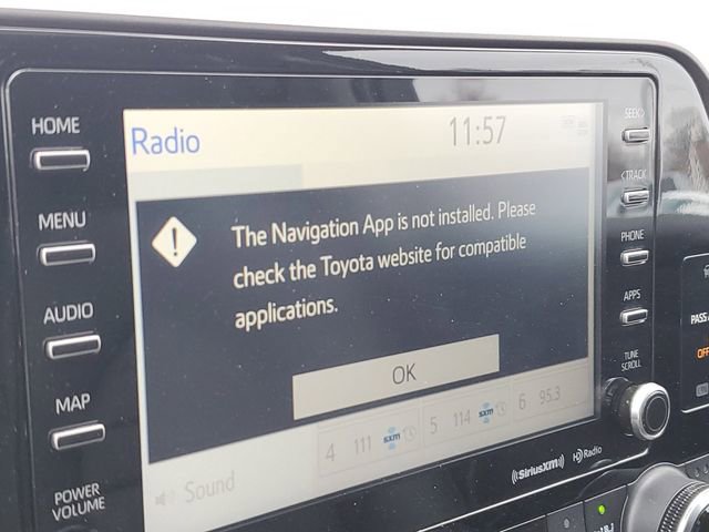 Used 2022 Toyota Highlander XLE image 14