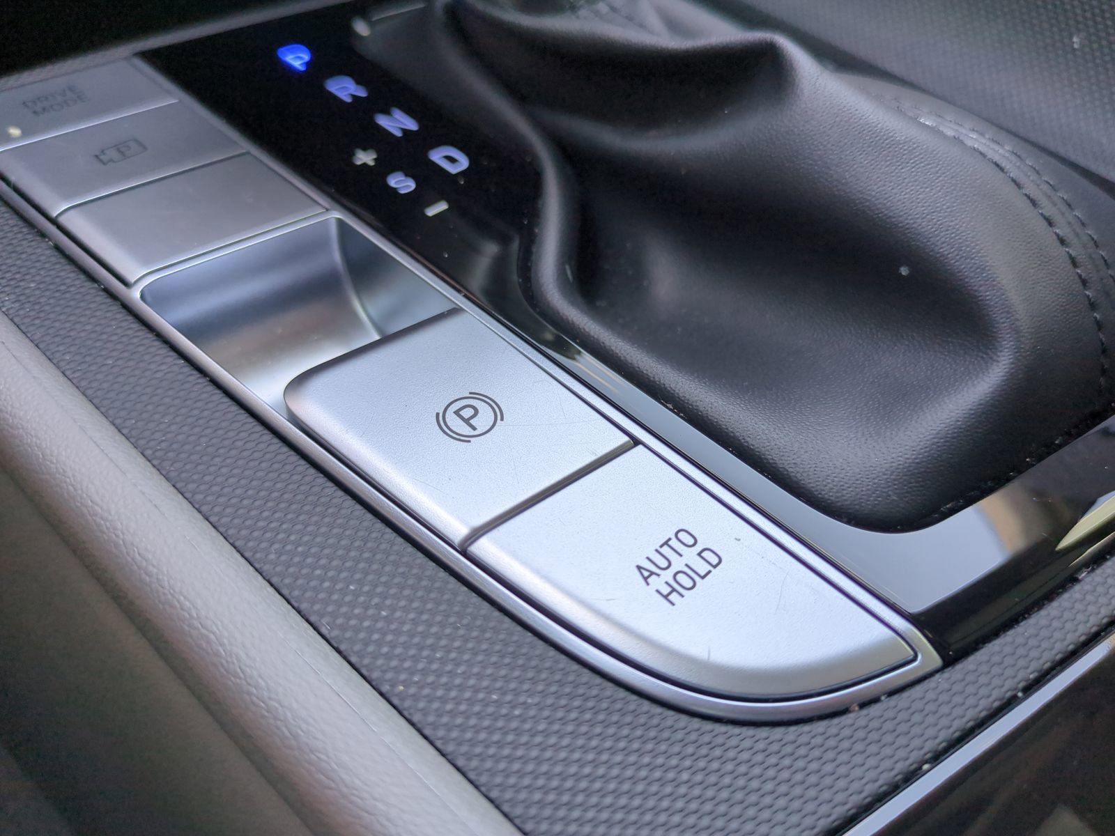 Certified 2025 Hyundai Elantra SEL FWD image 29
