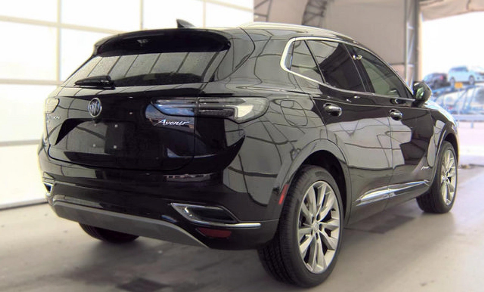 Used 2023 Buick Envision Avenir AWD/4WD image 6