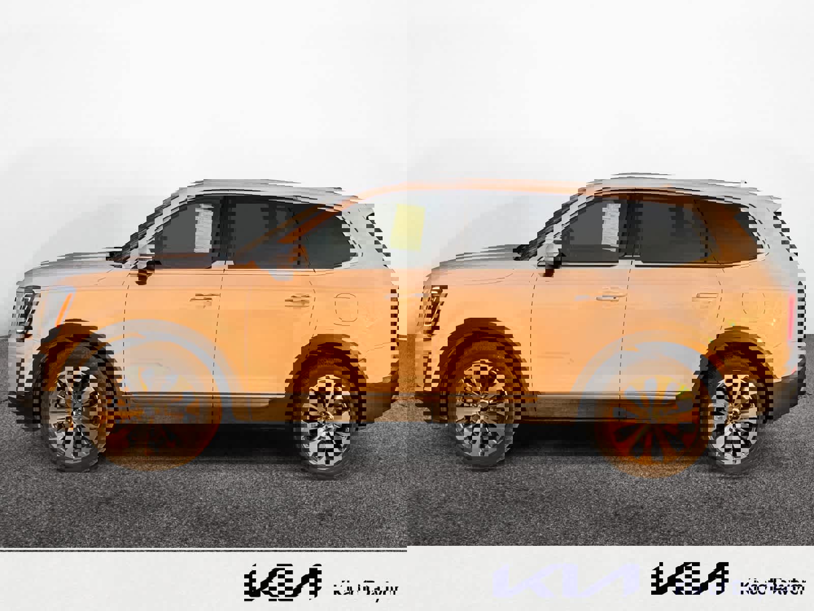 Used 2022 Kia Telluride S image 2