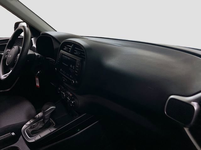 Certified 2022 Kia Soul LX image 27