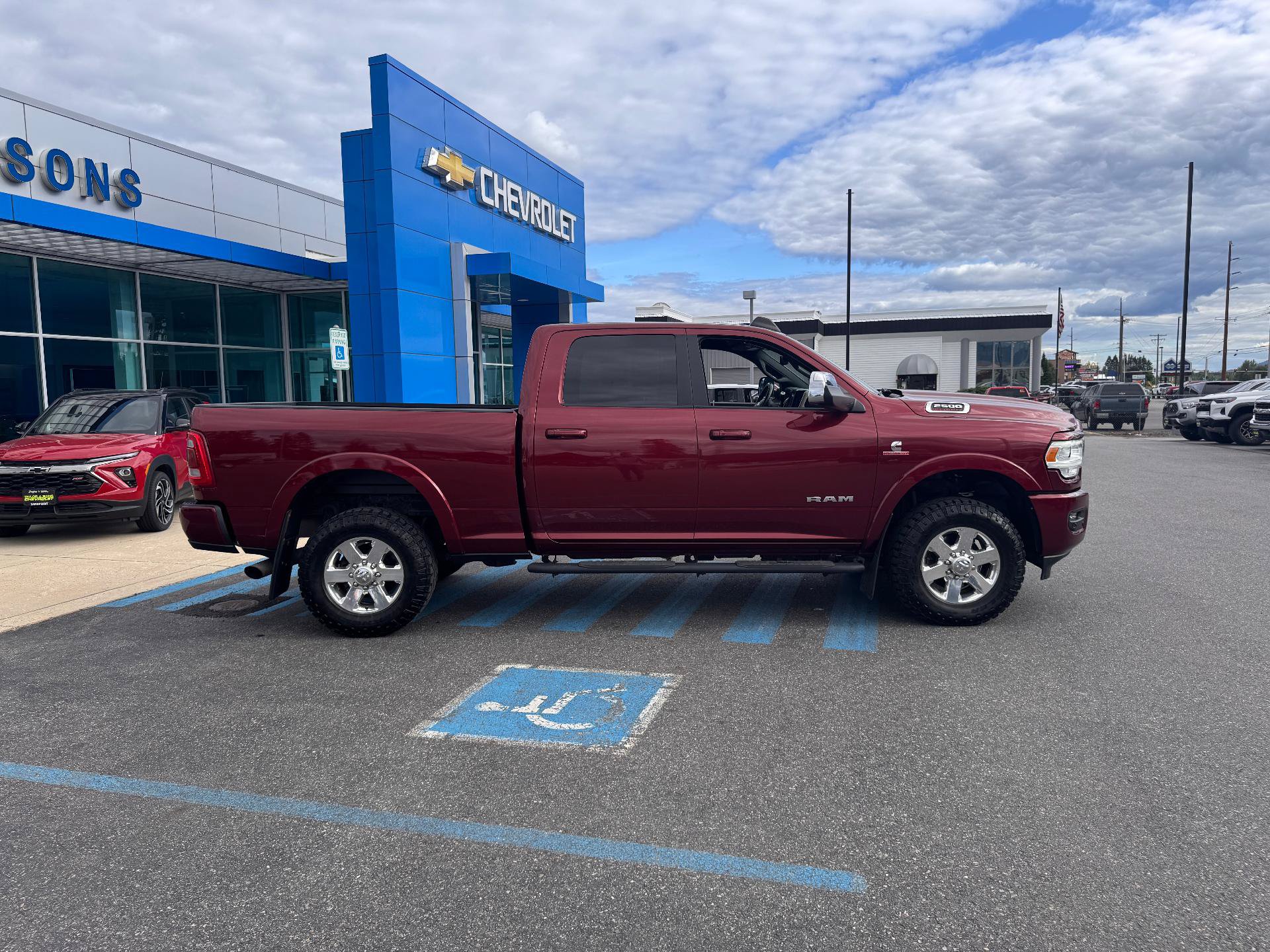 Used 2019 RAM 2500 Laramie AWD/4WD image 8