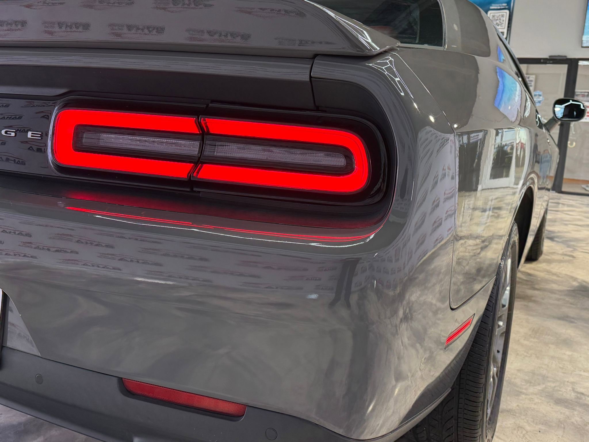 Used 2017 Dodge Challenger GT w/ Driver Convenience Group image 11