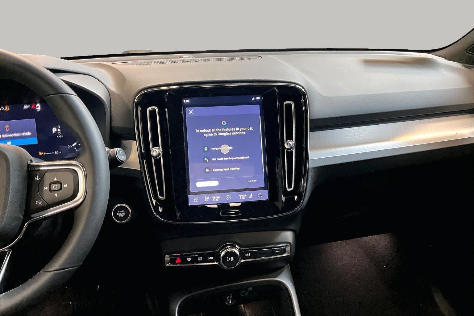 New 2026 Volvo XC40 B5 Ultra w/ Protection Package Premier AWD/4WD image 8