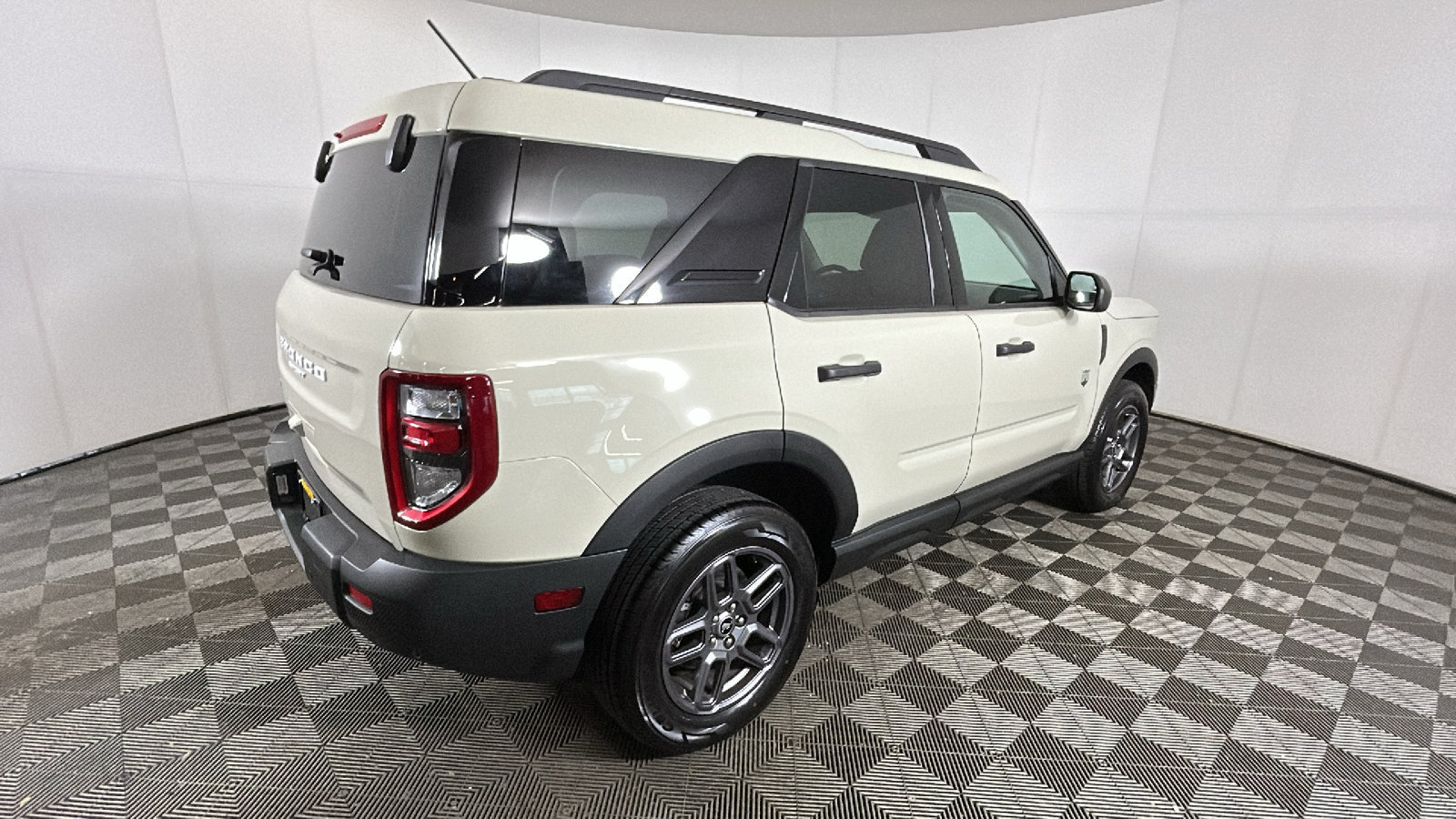Used 2025 Ford Bronco Sport Big Bend AWD/4WD image 3