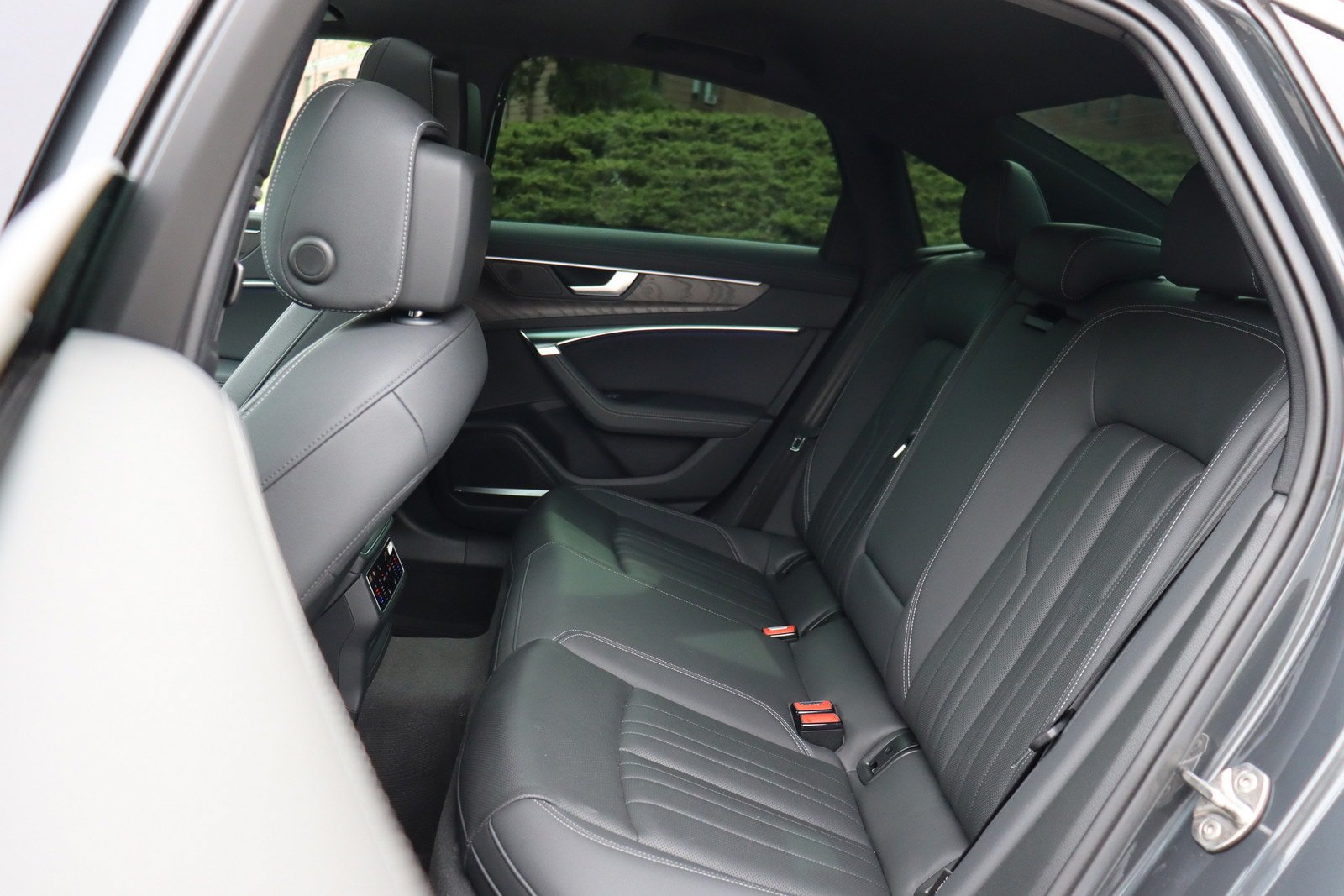Used 2023 Audi A6 Premium Plus w/ Premium Plus Package AWD/4WD image 15