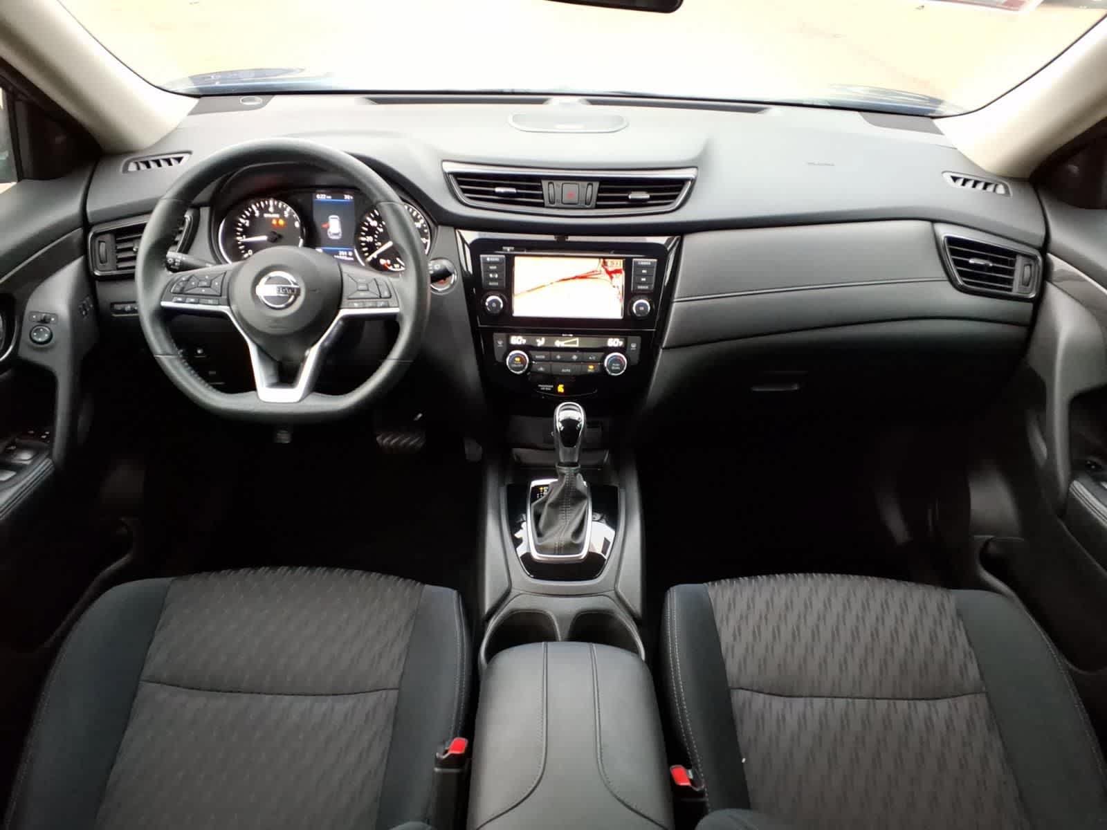 Used 2018 Nissan Rogue SV w/ Sun & Sound Touring Package FWD image 8