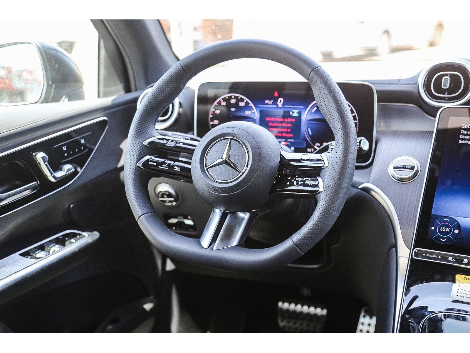 New 2026 Mercedes-Benz GLC 350e 4MATIC image 13