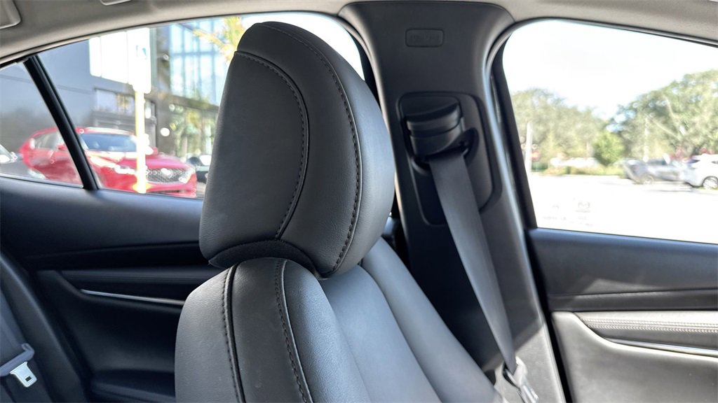 Used 2020 MAZDA MAZDA3 Sedan w/ Preferred Package image 21