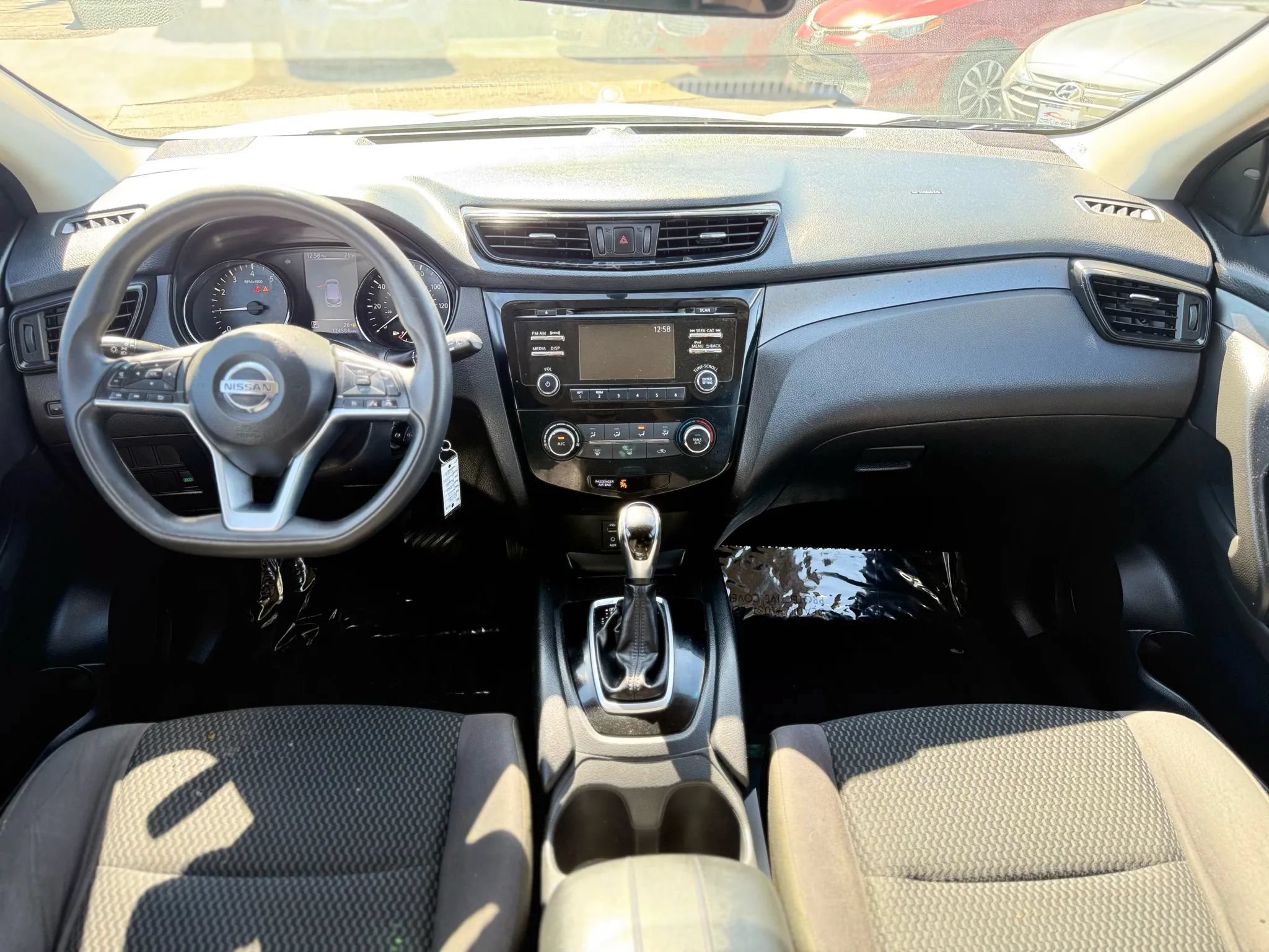 Used 2018 Nissan Rogue Sport S FWD image 18
