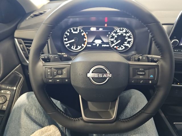 New 2026 Nissan Rogue SV AWD/4WD image 13