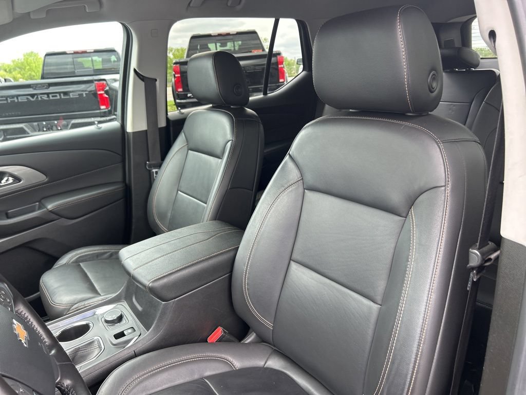 Used 2021 Chevrolet Traverse LT w/ LT Premium Package FWD image 20