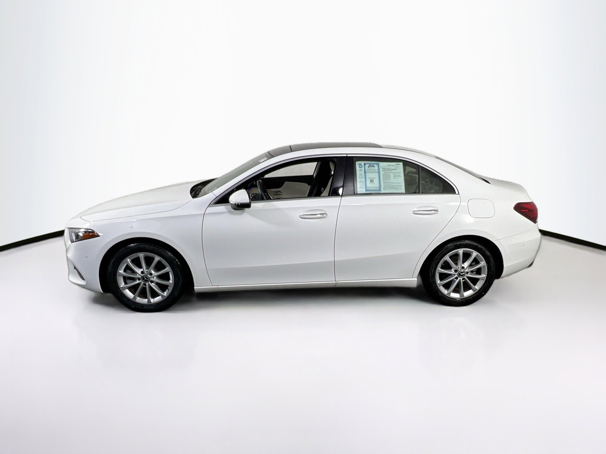 Used 2022 Mercedes-Benz A 220 4MATIC image 8