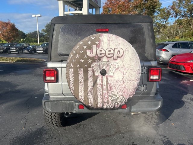 Used 2018 Jeep Wrangler Unlimited Sahara image 6