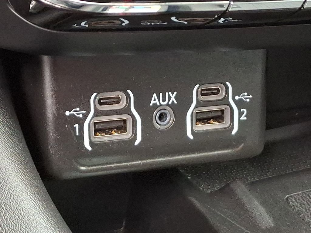 Used 2021 Dodge Durango Citadel w/ Premium Entertainment Group image 26