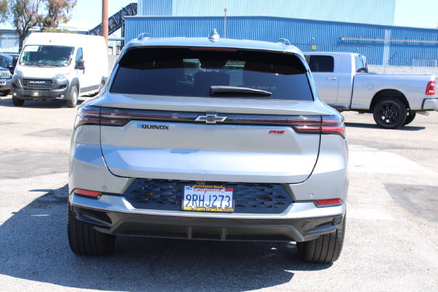 Used 2025 Chevrolet Equinox EV RS FWD image 4