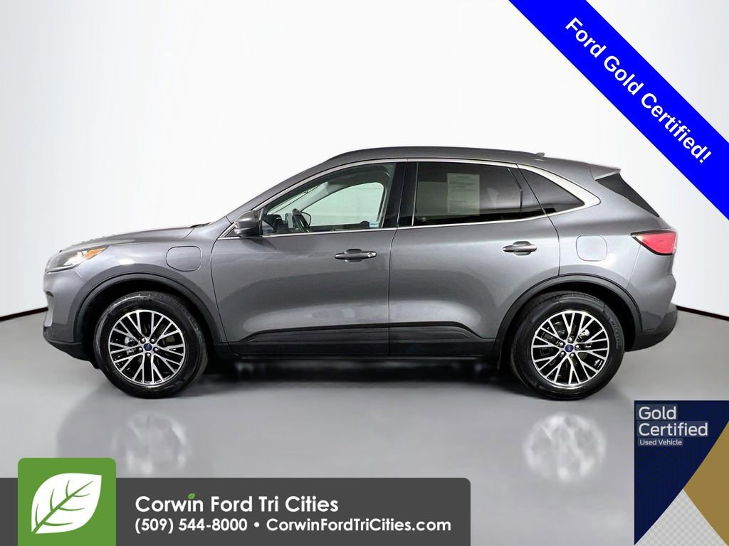 Used 2022 Ford Escape Titanium w/ Class II Trailer Tow Package image 6