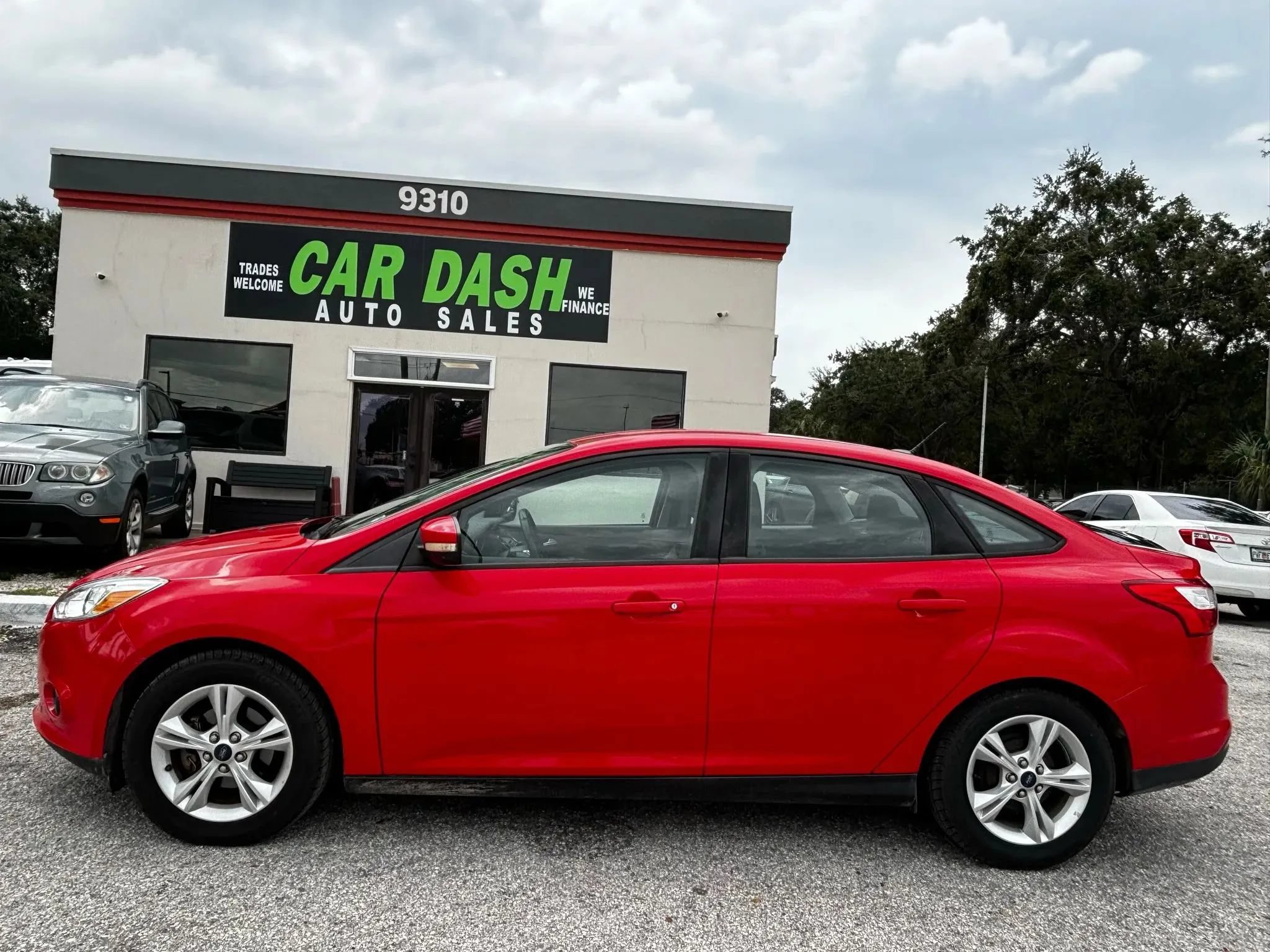 Used 2014 Ford Focus SE FWD image 5