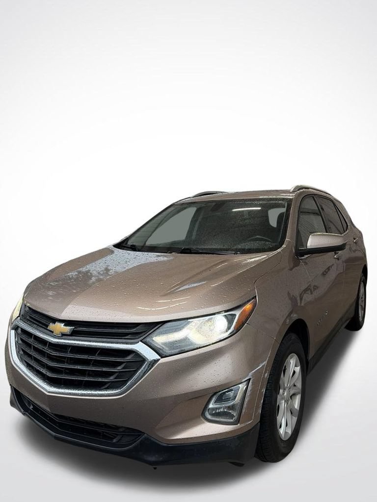 Used 2018 Chevrolet Equinox LT w/ Sun & Infotainment Package FWD image 13
