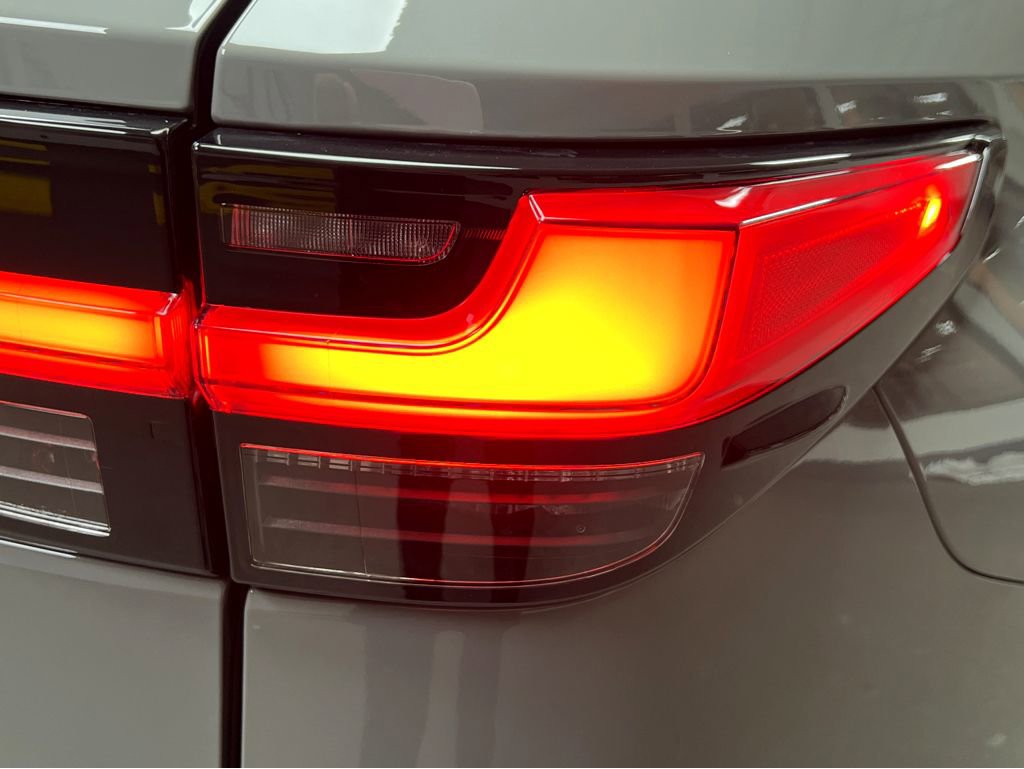 New 2026 Lexus TX 500h AWD image 28