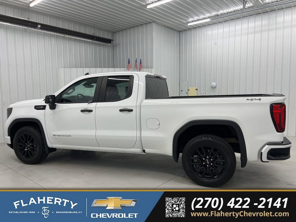 Used 2023 GMC Sierra 1500 Pro w/ Graphite Edition AWD/4WD image 5