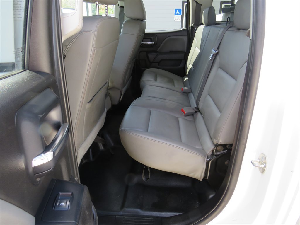 Used 2018 Chevrolet Silverado 2500 W/T w/ WT Convenience Package image 9