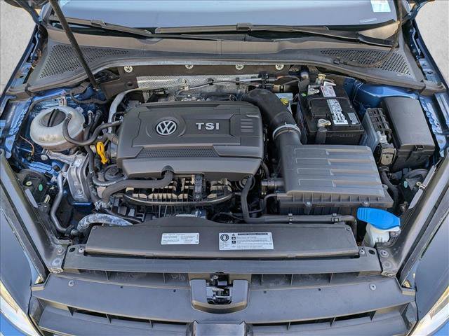 Used 2015 Volkswagen Golf S FWD image 21
