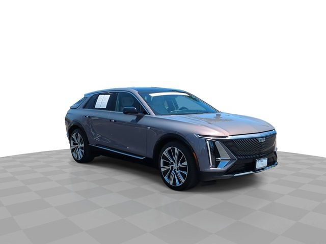 Certified 2024 Cadillac Lyriq Luxury RWD image 2