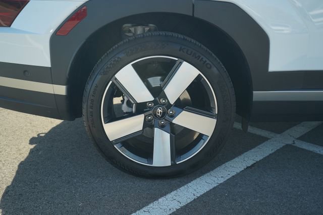 Used 2025 Hyundai Santa Fe Limited image 42