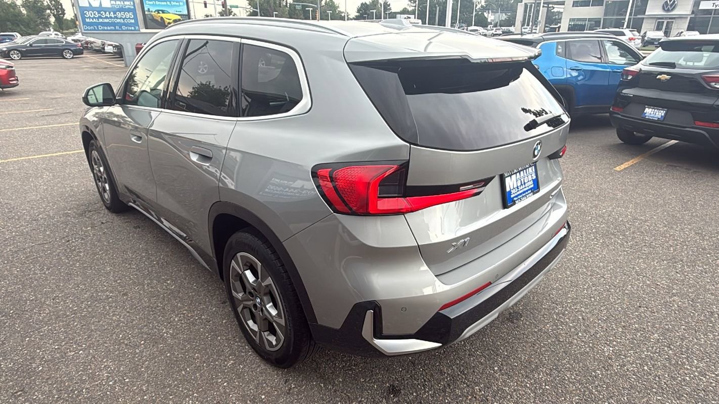 Used 2025 BMW X1 xDrive28i AWD/4WD image 5