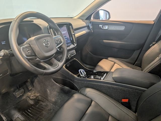 Used 2026 Volvo XC40 B5 Plus w/ Protection Package Premier image 11