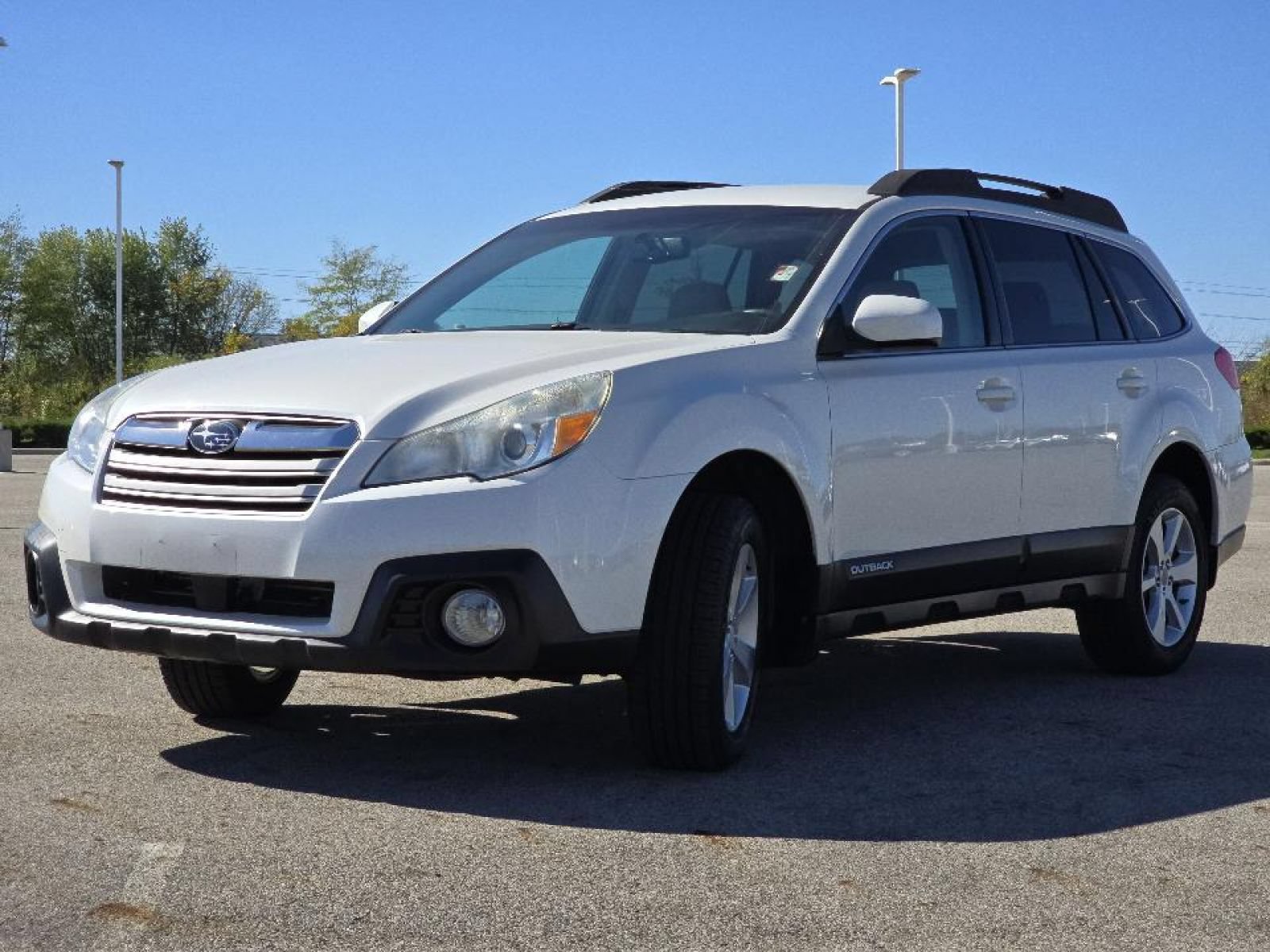 Used 2014 Subaru Outback 2.5i Premium AWD/4WD image 16