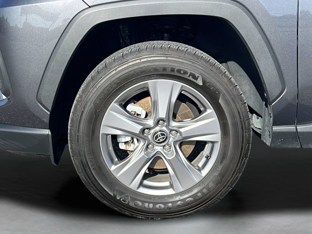 Used 2025 Toyota RAV4 XLE w/ Convenience Package FWD image 26