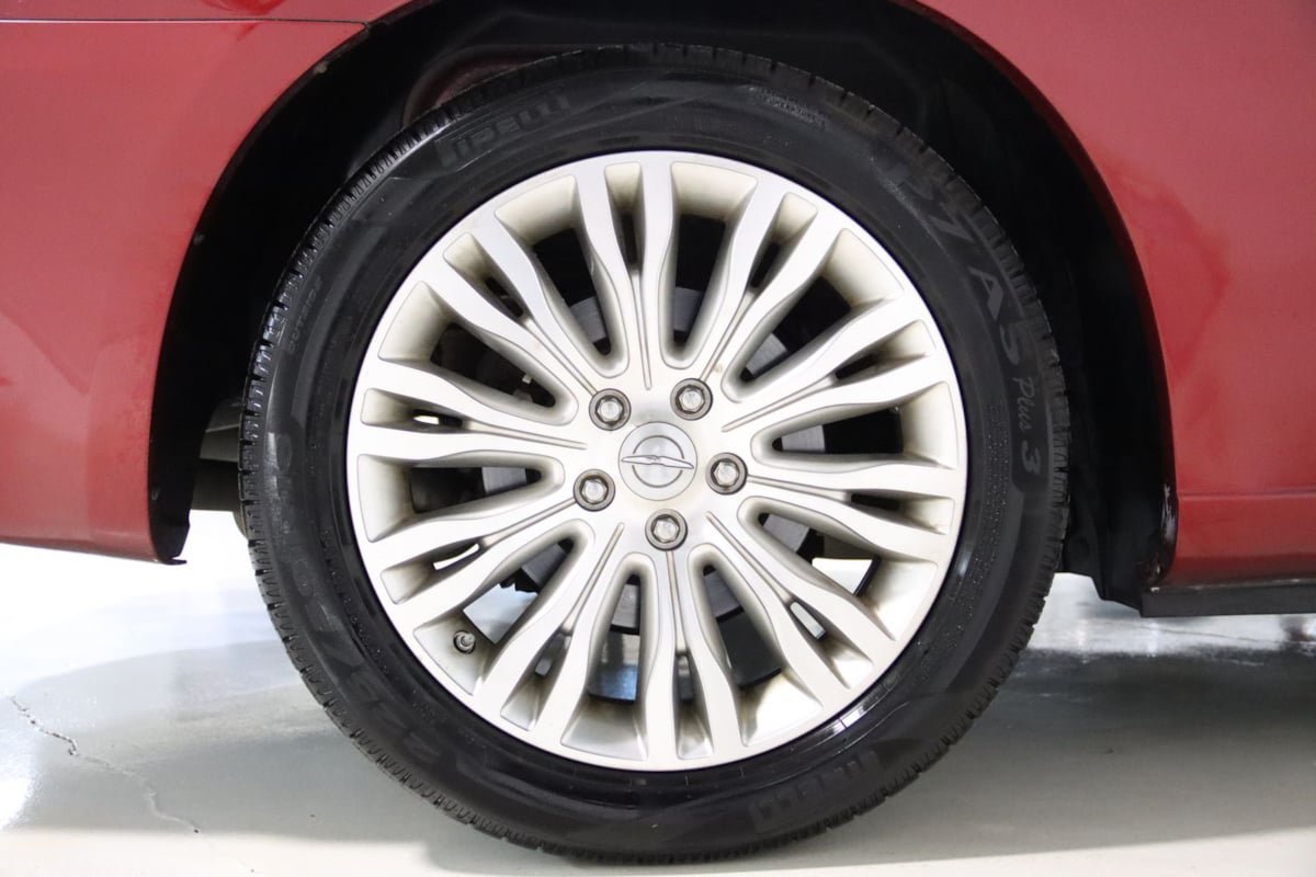 Used 2013 Chrysler 200 Limited FWD image 69