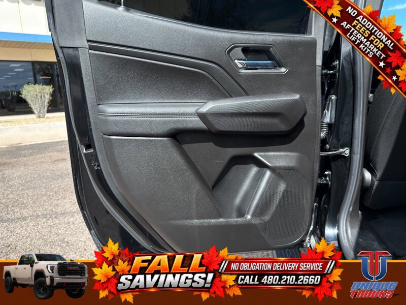 Used 2025 GMC Canyon Elevation w/ Convenience Package RWD image 19