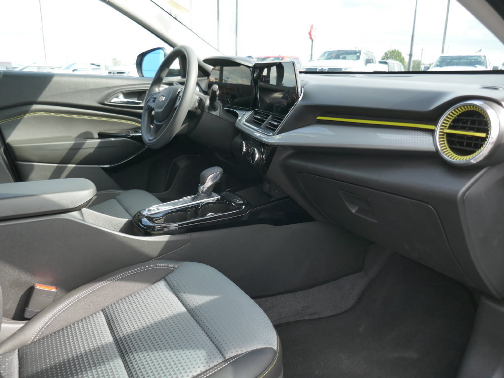 Certified 2026 Chevrolet Trax LT FWD image 15