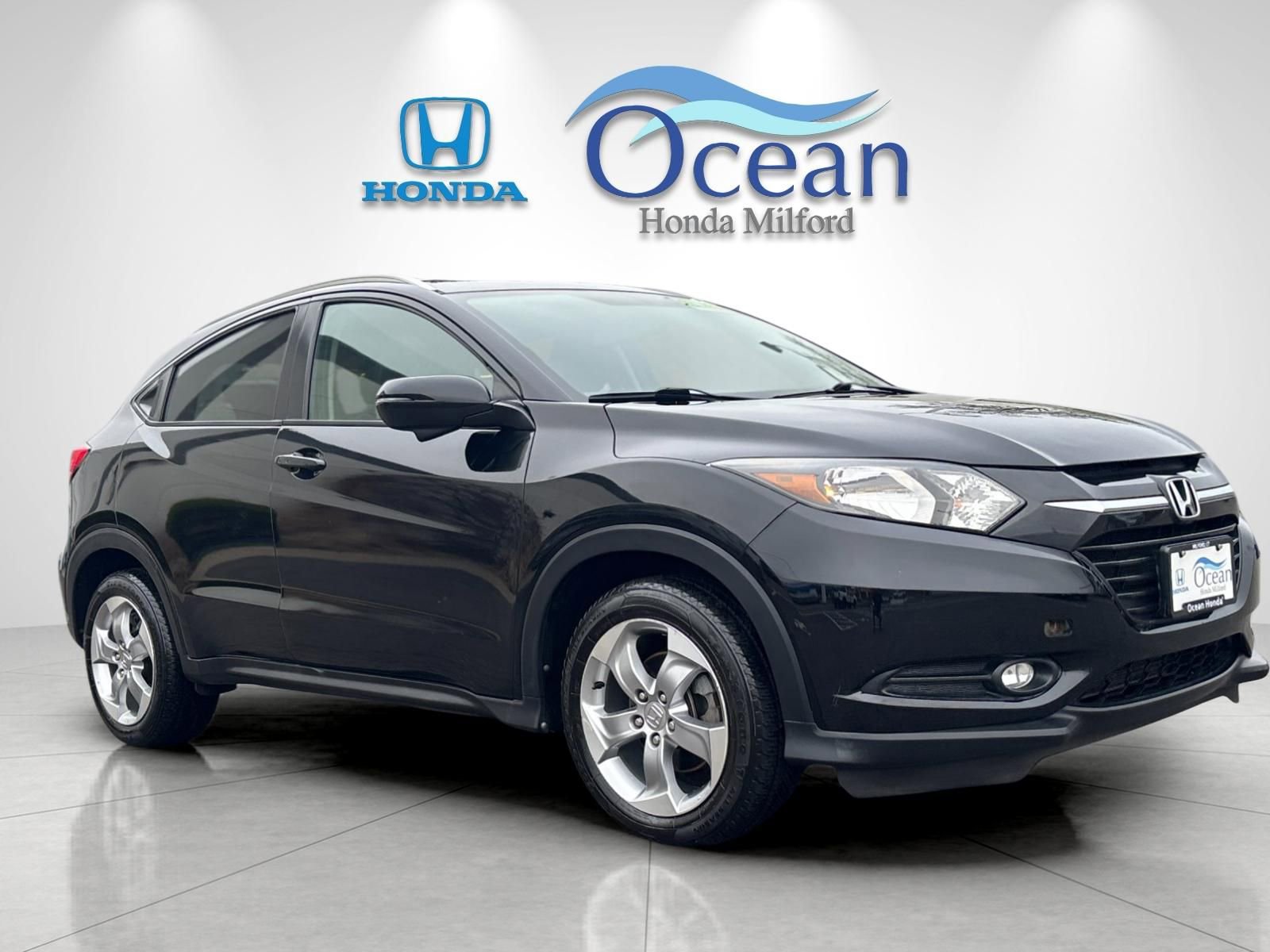 Used 2017 Honda HR-V EX-L image 1