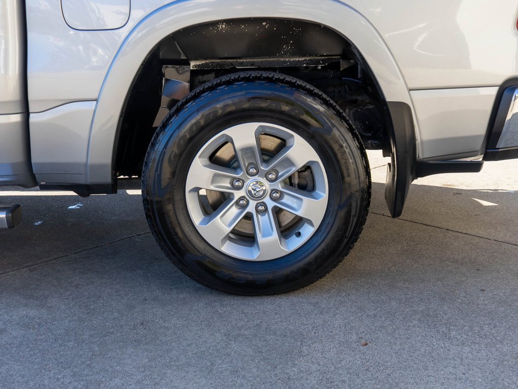 Used 2019 RAM 1500 Laramie image 31