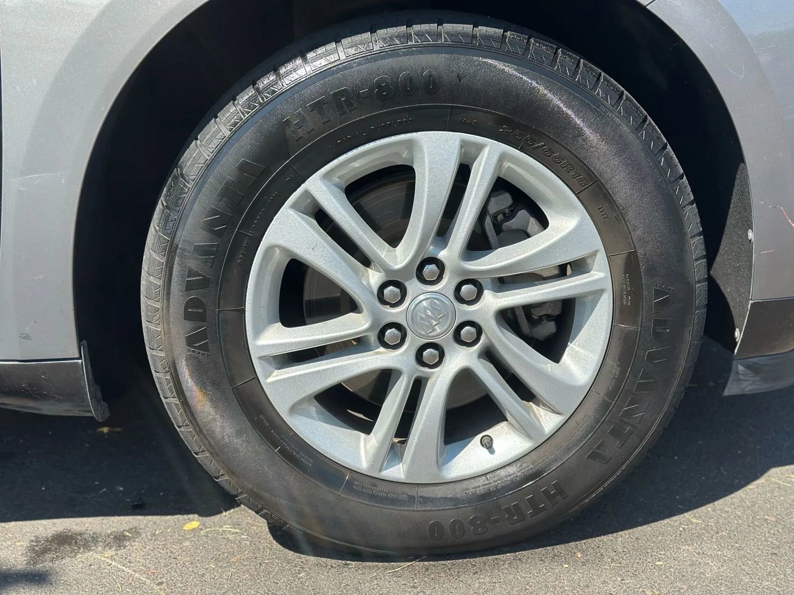 Used 2019 Buick Enclave Essence image 22