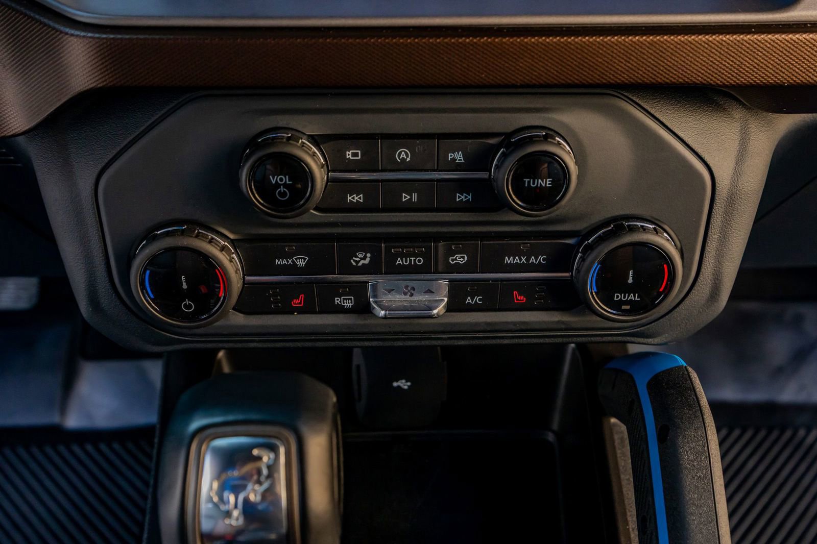 Used 2022 Ford Bronco Outer Banks image 26