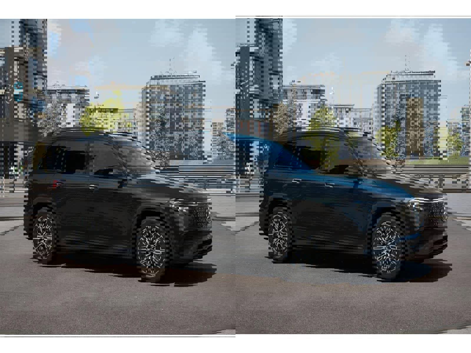 Used 2024 Mercedes-Benz EQB 350 4MATIC SUV image 43