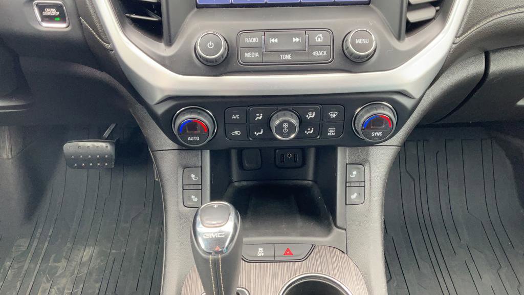Used 2019 GMC Acadia SLT w/ LPO, Floor Liner Package AWD/4WD image 21