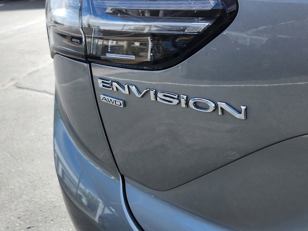 Used 2023 Buick Envision Avenir image 32
