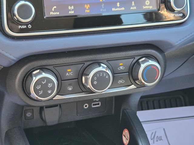 Used 2023 Nissan Versa SV FWD image 28