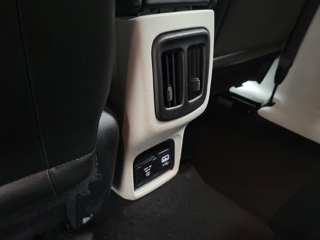 Used 2021 Jeep Compass Limited AWD/4WD image 29