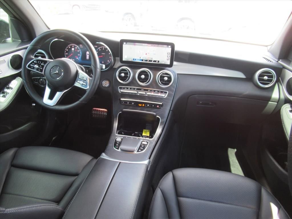 Used 2022 Mercedes-Benz GLC 300 4MATIC image 12
