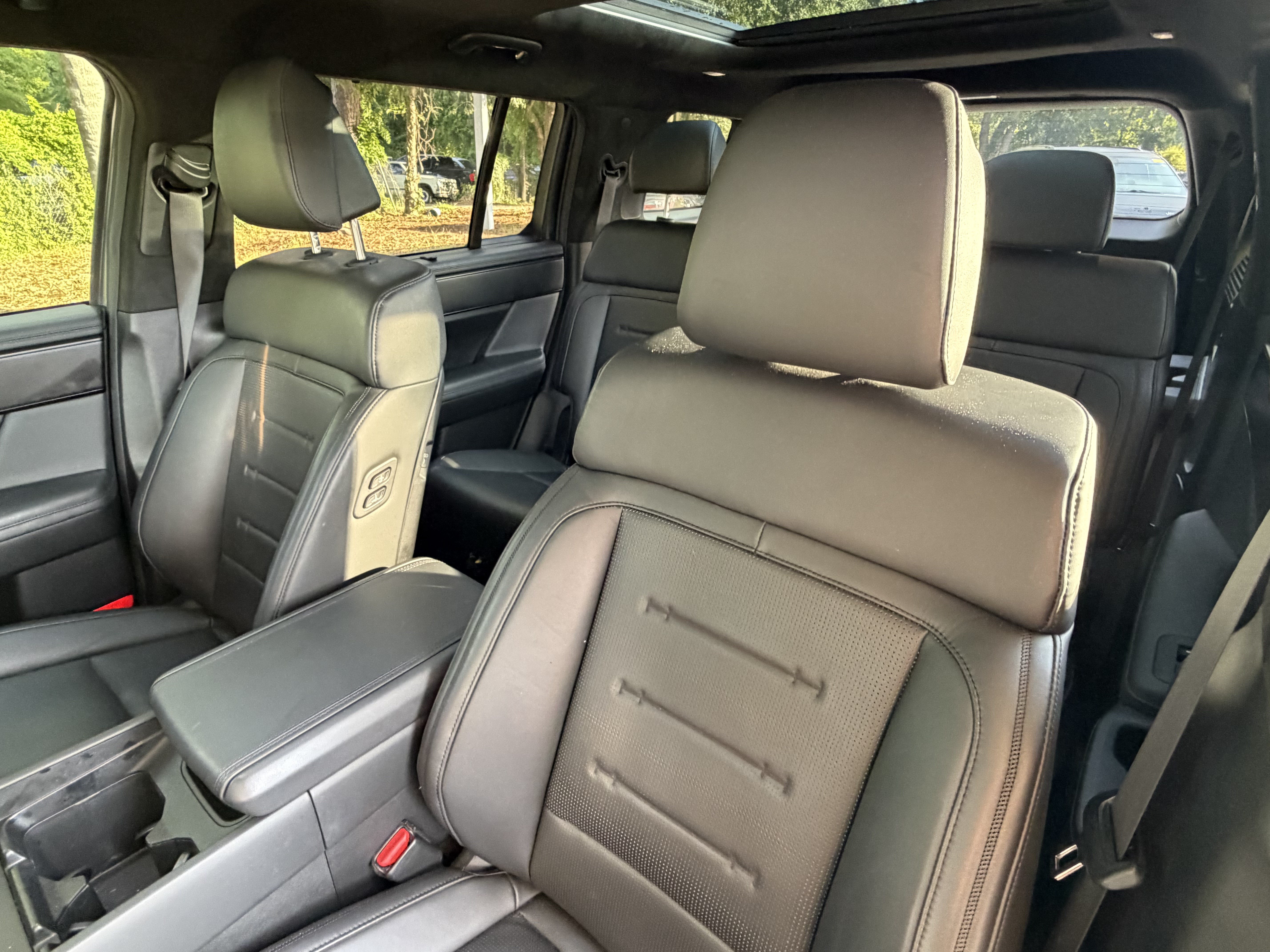 Used 2024 Hyundai Santa Fe Calligraphy AWD/4WD image 18
