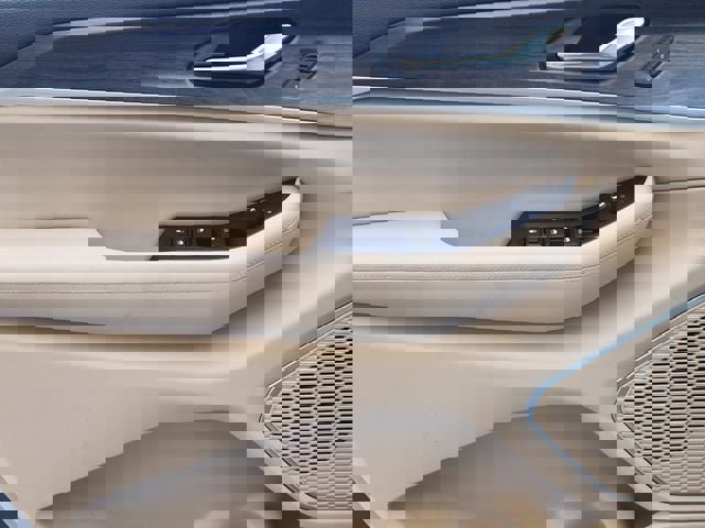 New 2026 Jeep Grand Cherokee Limited image 18