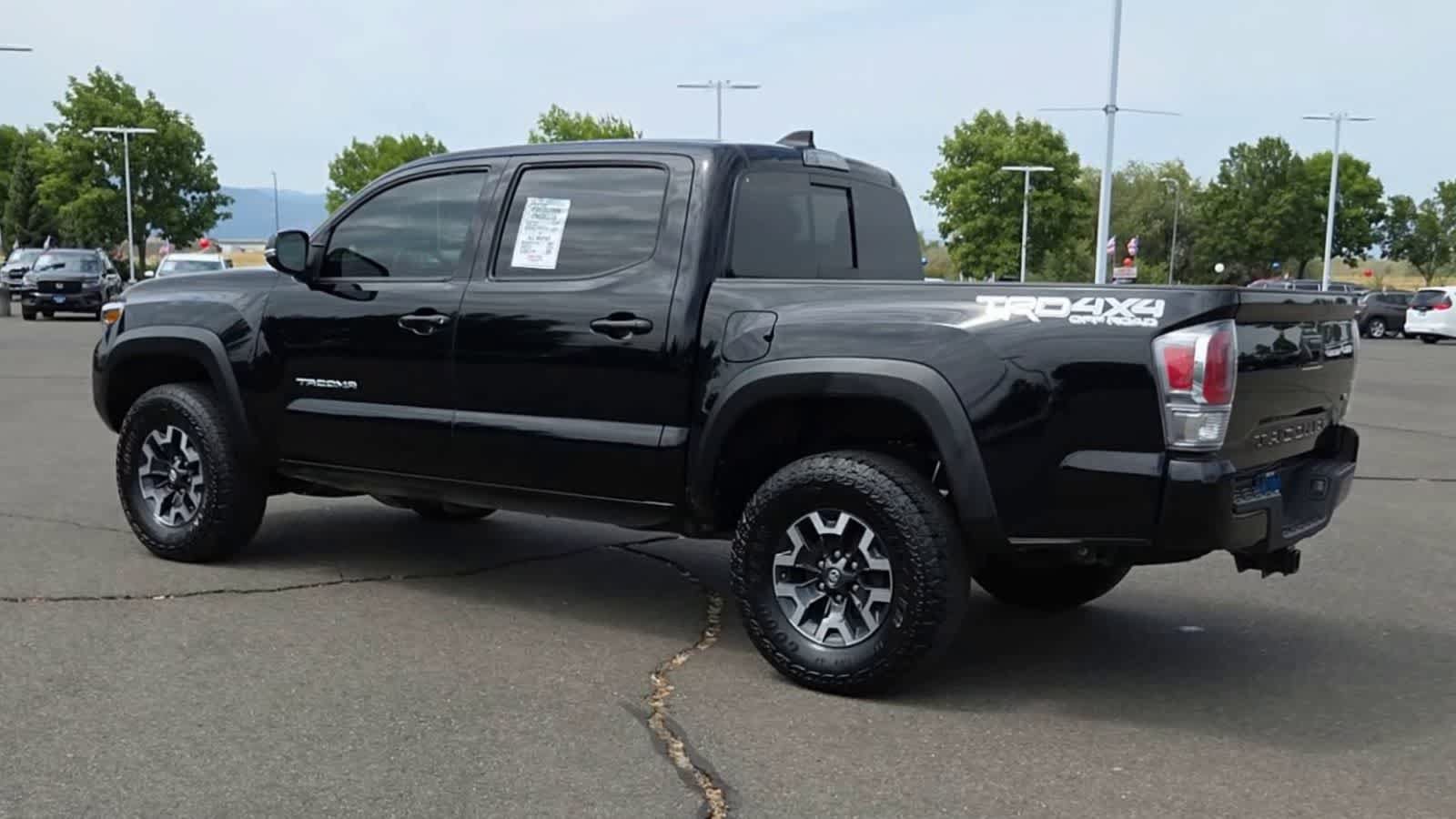 Used 2022 Toyota Tacoma TRD Off-Road w/ Technology Package AWD/4WD image 6