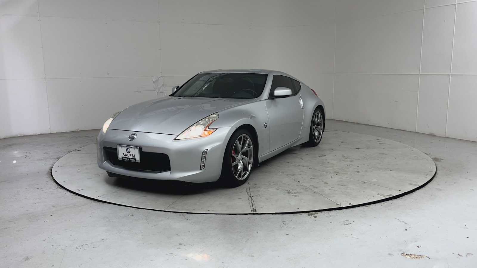 Used 2013 Nissan 370Z Touring w/ Sport Pkg RWD image 6